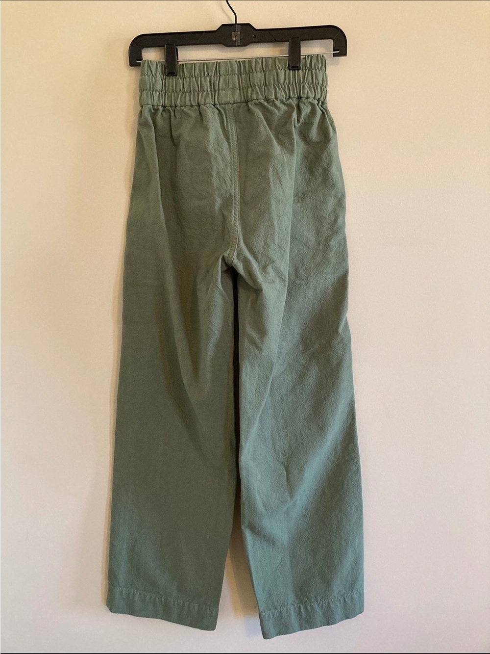 Everlane Women's High raise Organic Cotton Army Green Pants - Picture 2 of 6